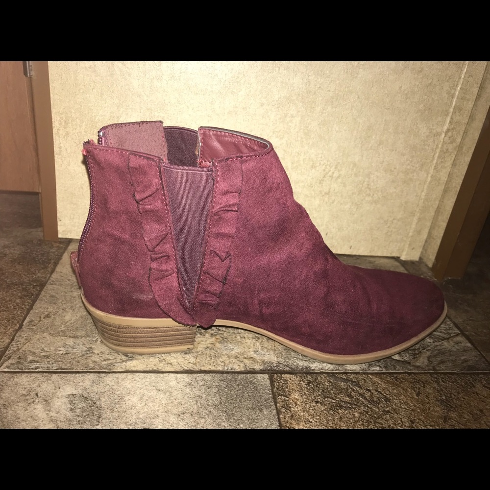 Maroon ankle booties